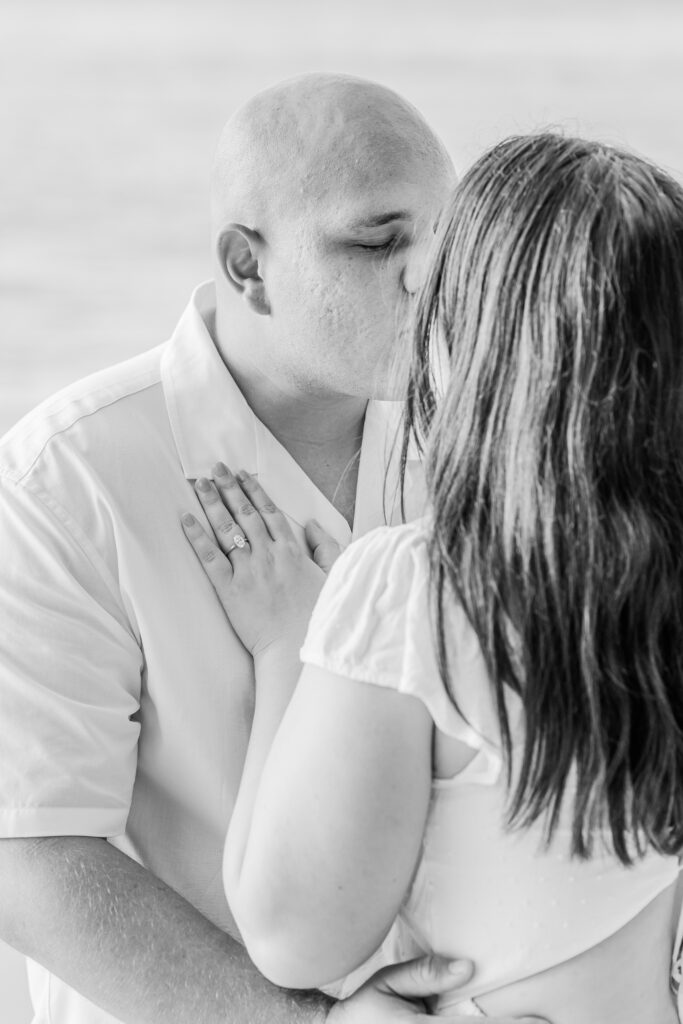 summer-engagement-photos